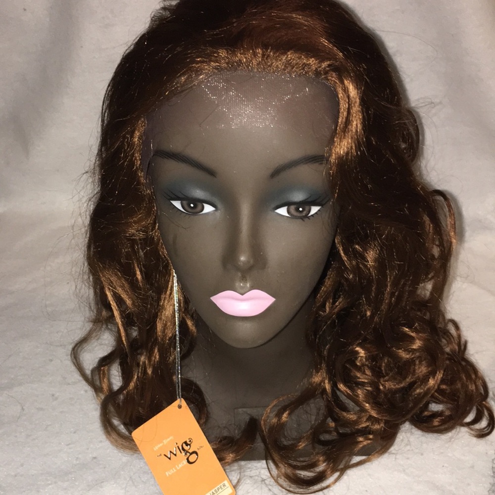 Urban Beauty wig - Picture 5 of 8